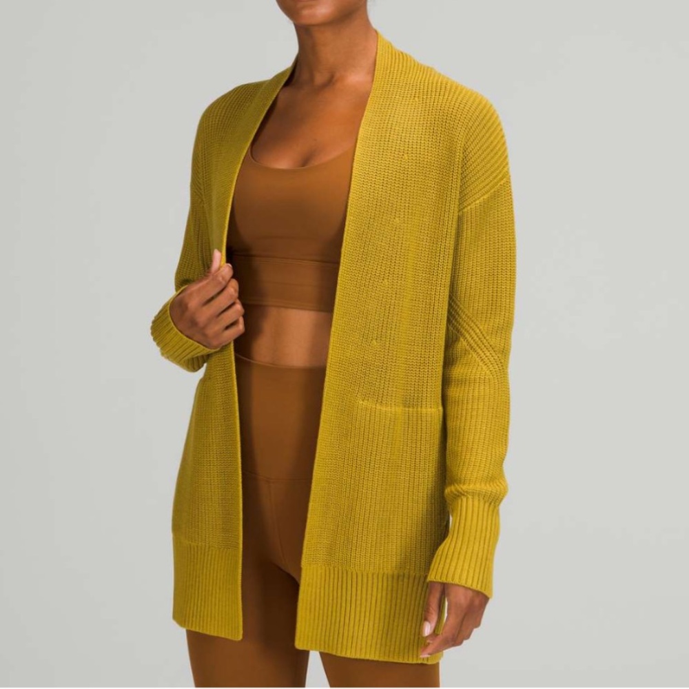 Lululemon Cashlu Sweater Wrap in Auric Gold - size XS/S